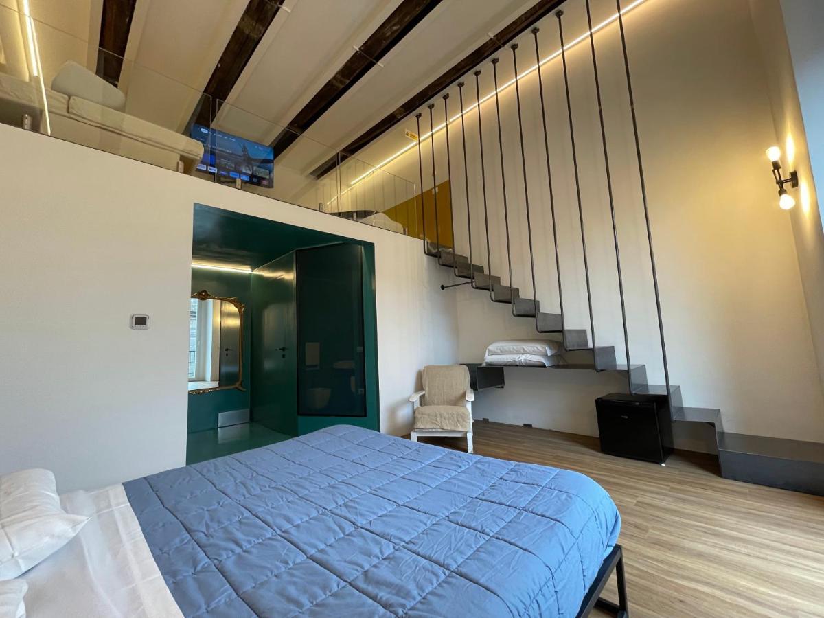 נאפולי Tutt 'E Sant Luxury Rooms מראה חיצוני תמונה