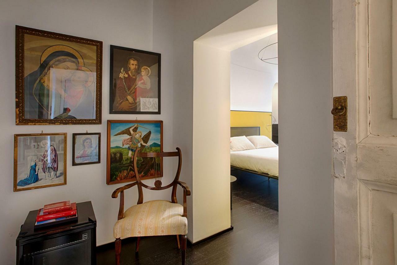 נאפולי Tutt 'E Sant Luxury Rooms מראה חיצוני תמונה